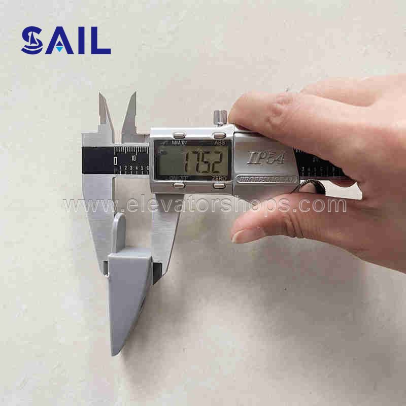 Escalator End Caps For Single Row Brush